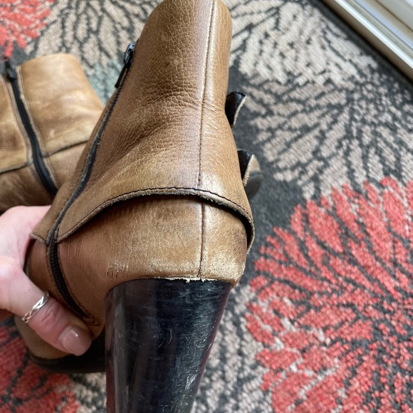 b.o.c. Leather ankle boot - Picture 7 of 15